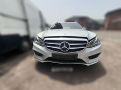 U djelovima Mercedes Benz - E 220