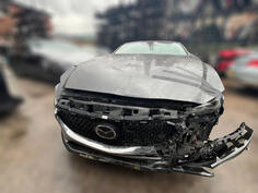 U djelovima Mazda - 6