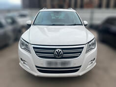 U djelovima Volkswagen - Tiguan