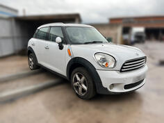 U djelovima Mini - Countryman