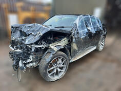 U djelovima Mercedes Benz - GLC 220