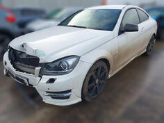 U djelovima Mercedes Benz - C 220