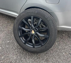 Fabričke felne i 19 gume