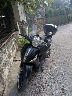 Piaggio -  BEVERLY 300 POLICE