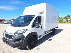Peugeot - Boxer kamion furgon + rampa
