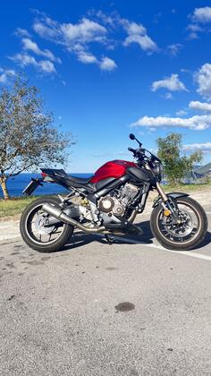 Honda - Cb650R