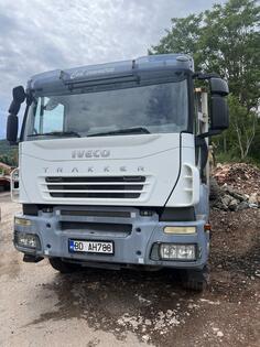 Iveco - TRAKKER AD 410