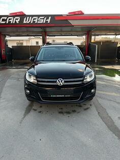 Volkswagen - Tiguan - 2.0 tdi