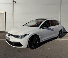 Volkswagen - Golf 8 - Black edition Panorama