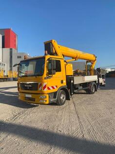 MAN - sa korpom Ruthmann T330 33 m