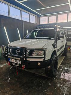 Nissan - Pathfinder - 2.5tdci
