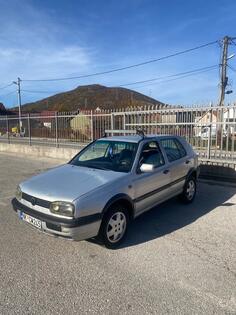 Volkswagen - Golf 3 - 1.8