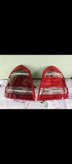 Oba stop svjetla za Mercedes Benz - GL 320    - 2008