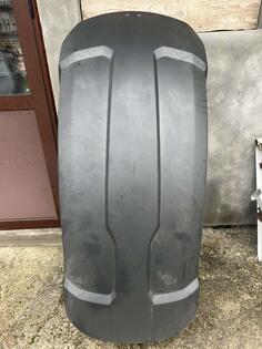 Krovni nosači, koferi, šatori i galerije