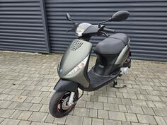 Piaggio - ZIP 50