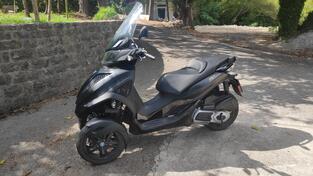 Piaggio - MP3 Yourban