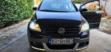 Volkswagen - Golf Plus Cross - 2.0