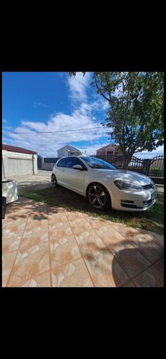 Volkswagen - Golf 7 - 1600