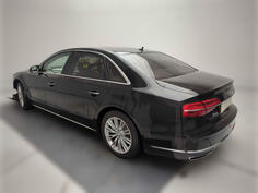 U djelovima Audi - A8