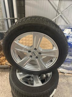 Fabričke felne i Michelin gume