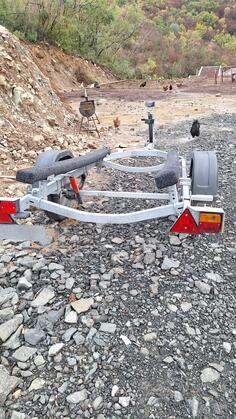 Prikolice za plovila