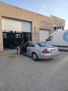 Mercedes Benz - E 200 - 2.0 kompresor