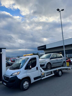 Towing service - Roadside assistance