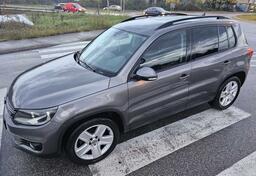 Volkswagen - Tiguan - 2.0 TDI