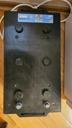 Akumulator Exide -  12V - 225 Ah