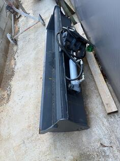 Bobcat - nagibna korpa