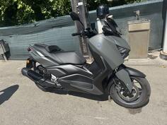 Yamaha - x max