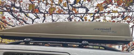 Krovni nosači, koferi, šatori i galerije