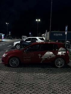 Volkswagen - Golf 5 - 2.0turbo