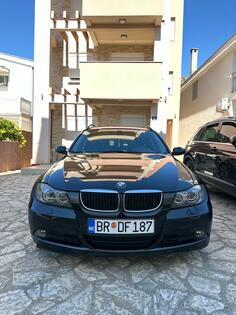 BMW - 320 - 2.0