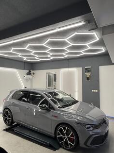 Volkswagen - Golf 8 - 2.0