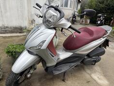 Piaggio - Beverly 350