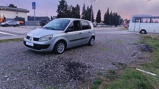 Renault - Scenic - 1.5 DCI