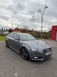 Audi - A4 - S line 2.0 TDI