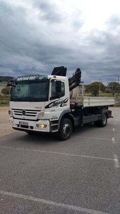 Mercedes Benz - 1529