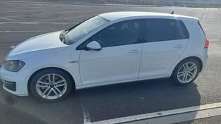 Volkswagen - Golf 7 - 2.0