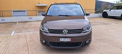 Volkswagen - Touran - 2.0 TDI Bluemotion