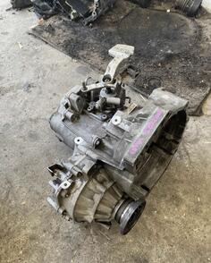 Servis automobila - Automehaničarske usluge