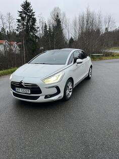 DS Automobiles - DS 5 - 1.6 Dci