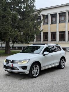 Volkswagen - Touareg - R- LINE