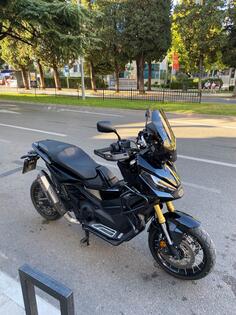 Honda - ADV750