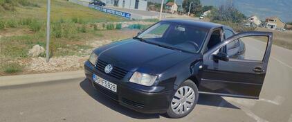 Volkswagen - Bora - 1.9 TDI 74kw