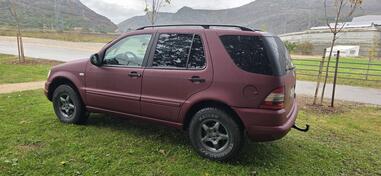 Mercedes Benz - ML 270 - 4x4