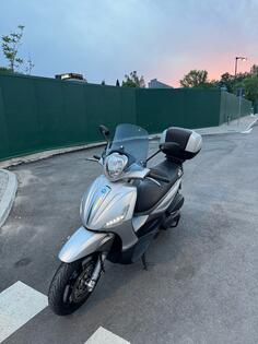 Piaggio - 350 ie sport