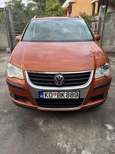 Volkswagen - Touran - 2.0 tdi