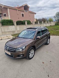 Volkswagen - Tiguan - 2.0 TDI 4Motion